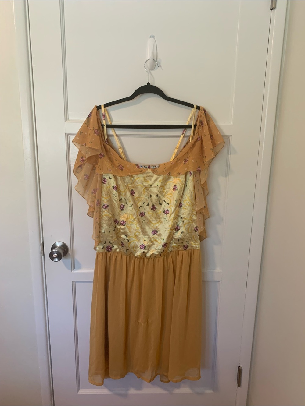 VERY RARE Her Universe Star Wars Padme Meadow Dress Plus Size 3 - Picture 4 of 7